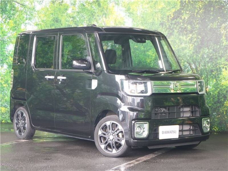 DAIHATSU WAKE