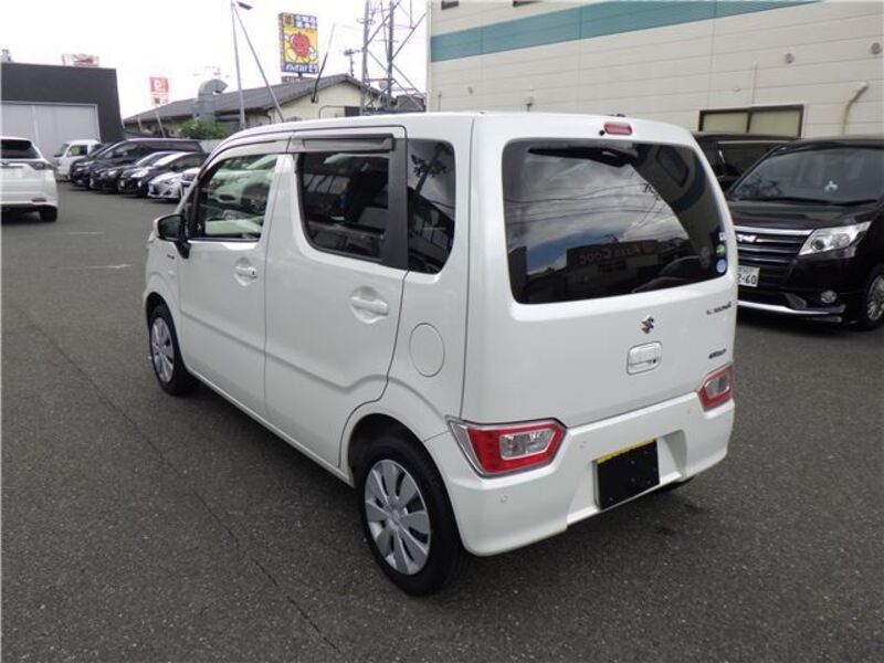 WAGON R