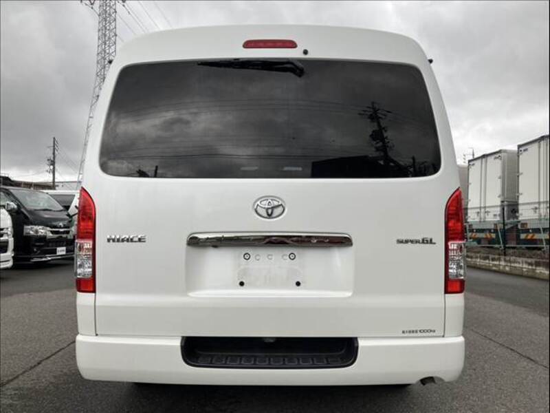 HIACE VAN