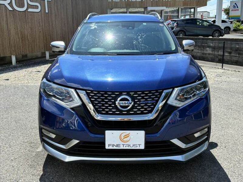 X-TRAIL