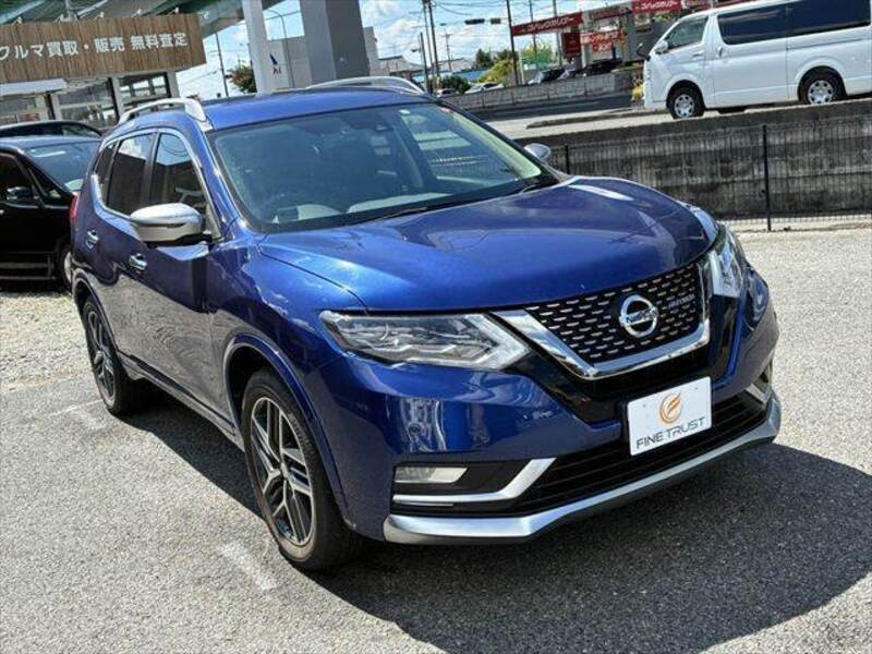 X-TRAIL