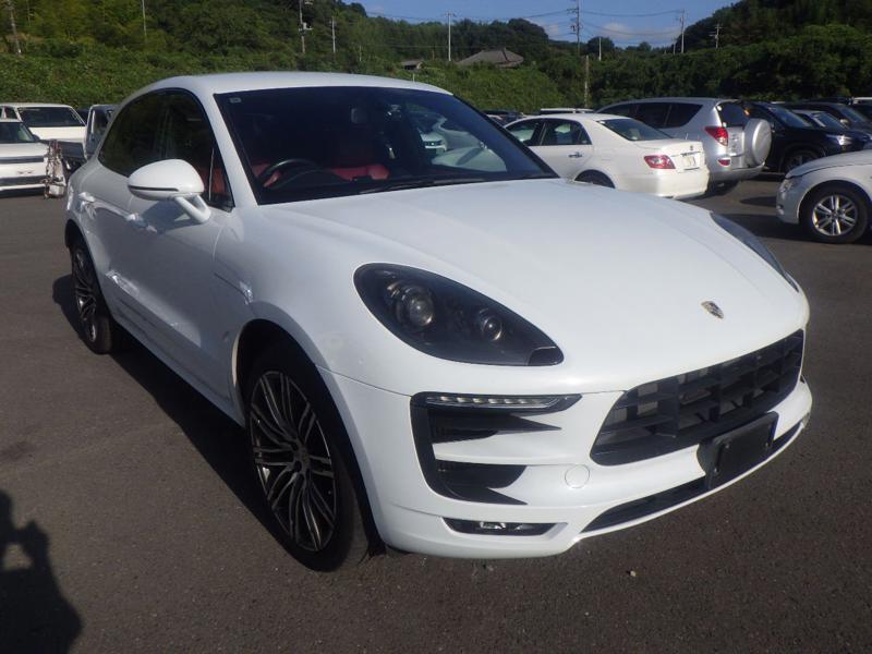 MACAN-0
