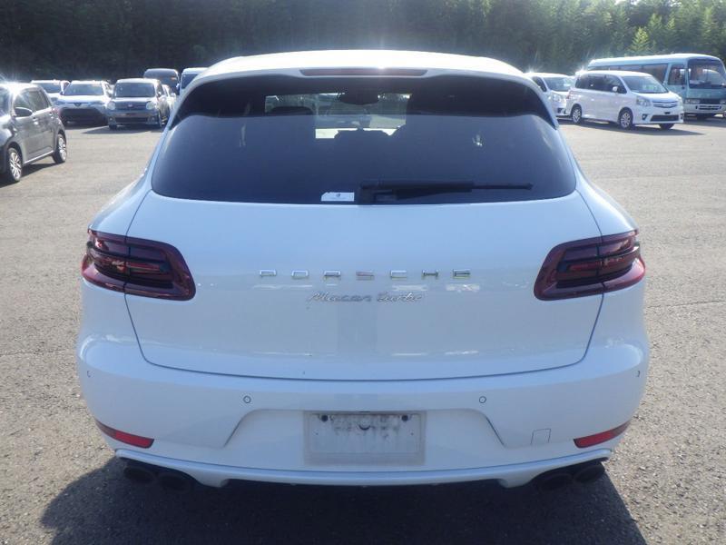 MACAN