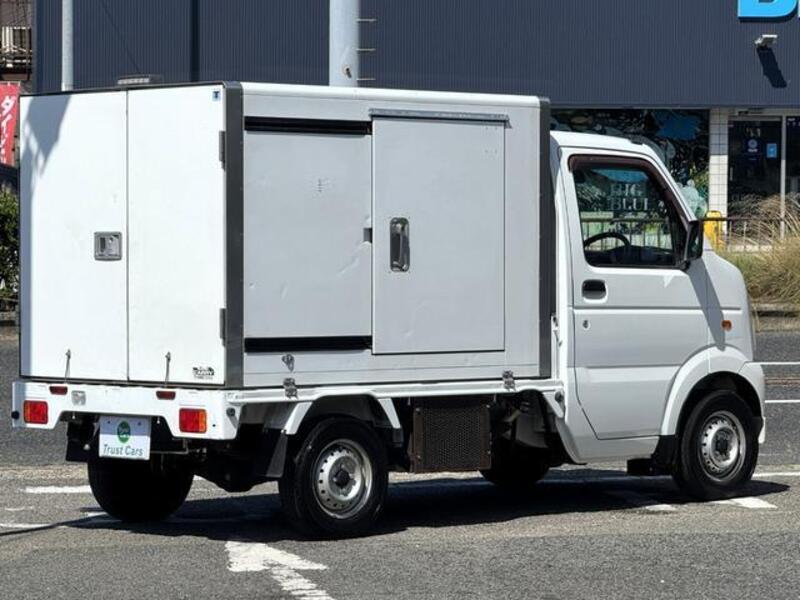 CARRY TRUCK