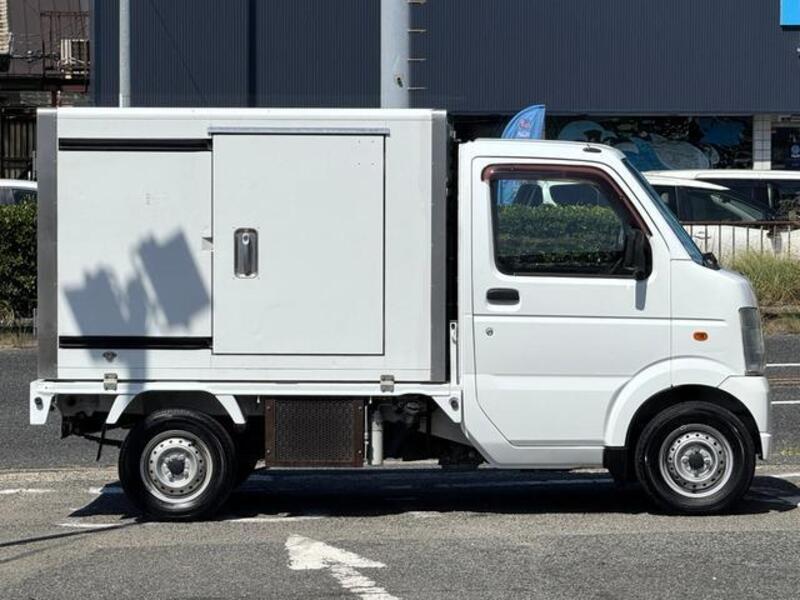 CARRY TRUCK
