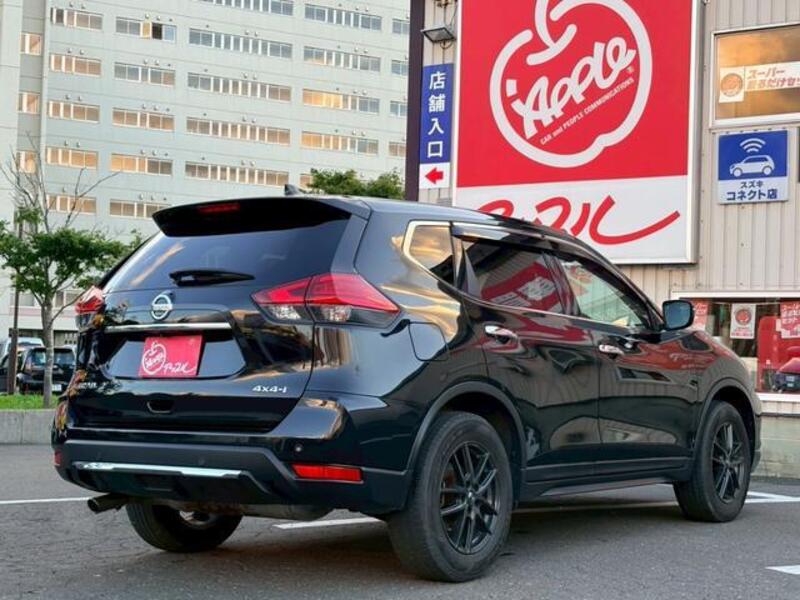 X-TRAIL