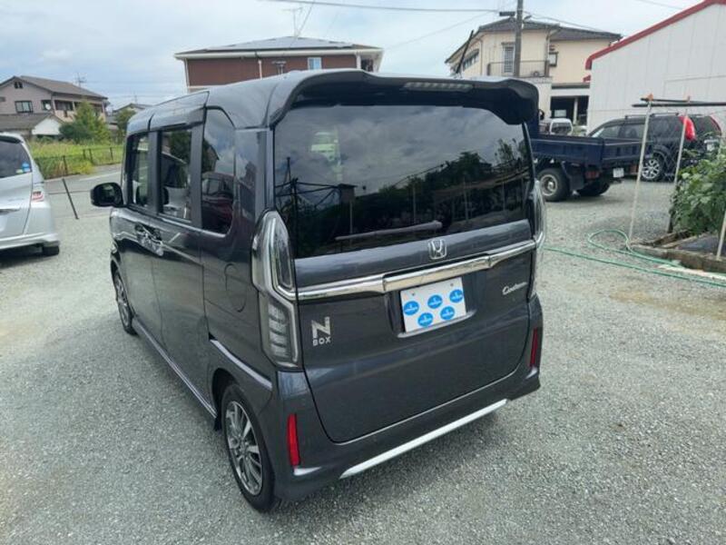 N BOX CUSTOM