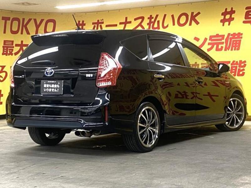 PRIUS ALPHA