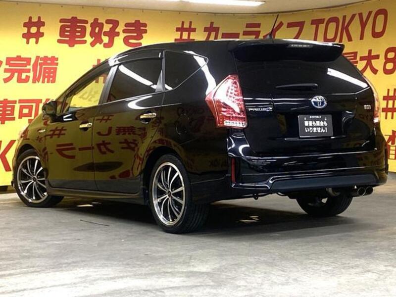 PRIUS ALPHA