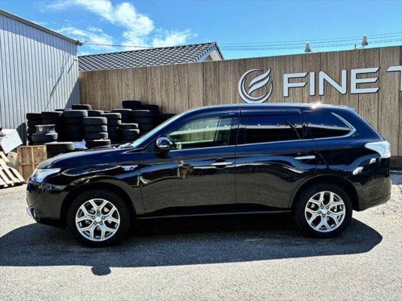 OUTLANDER PHEV