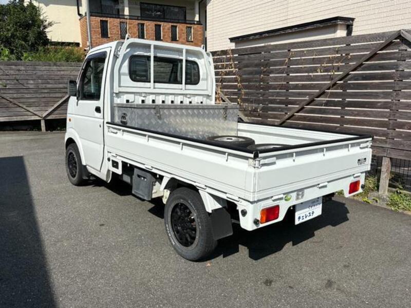 CARRY TRUCK
