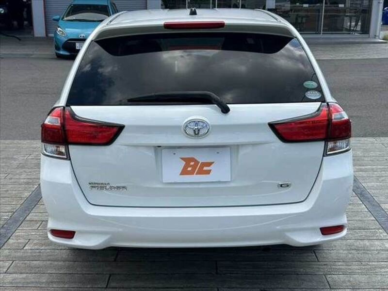 COROLLA FIELDER