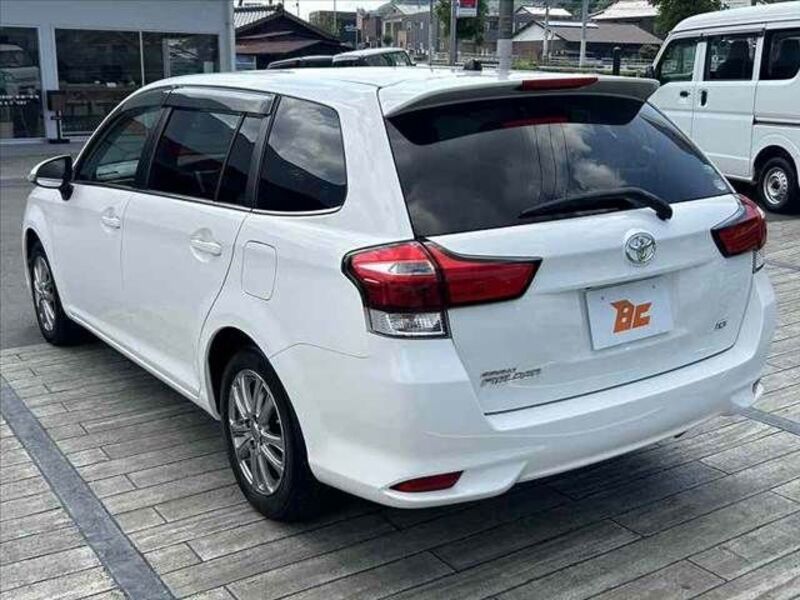 COROLLA FIELDER