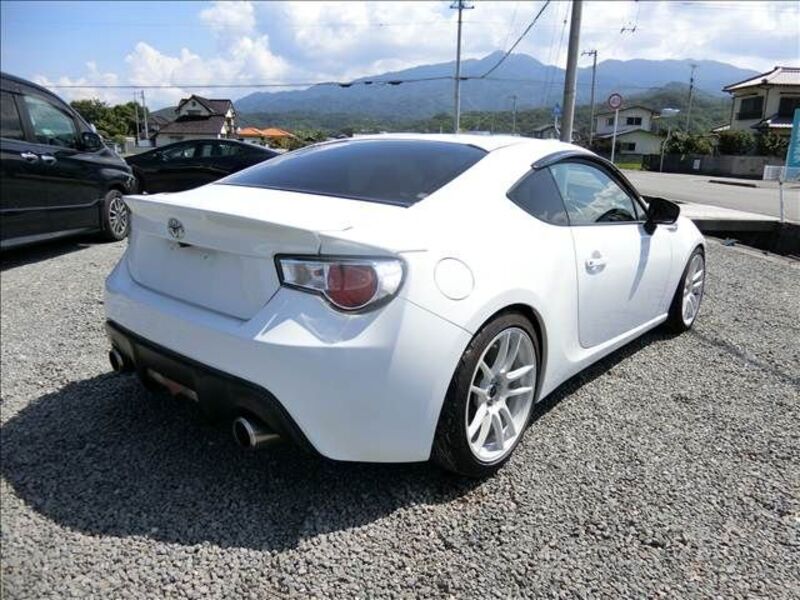 86
