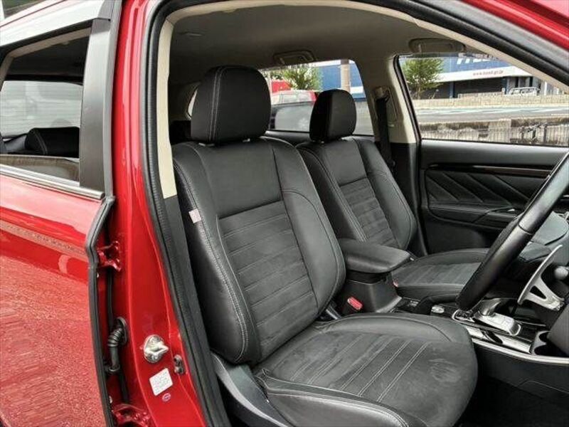 OUTLANDER PHEV