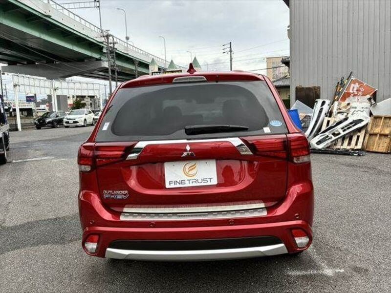 OUTLANDER PHEV