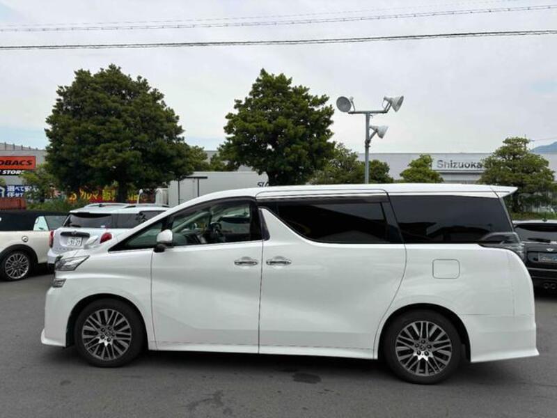 VELLFIRE