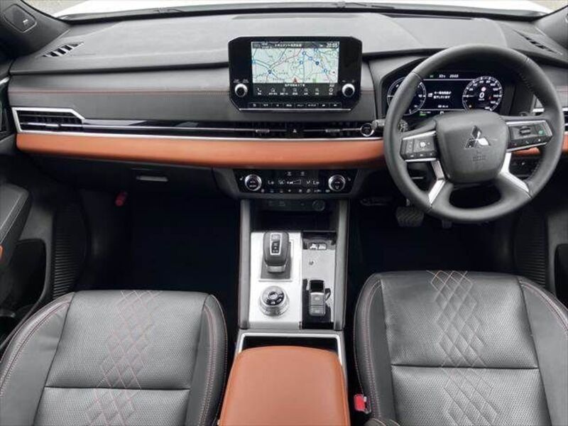 OUTLANDER PHEV