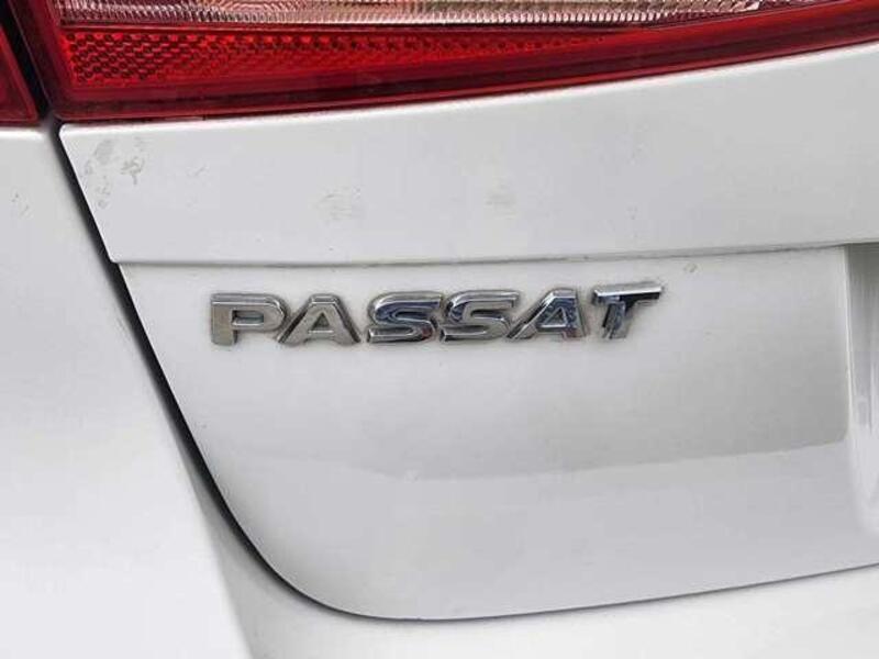 PASSAT VARIANT