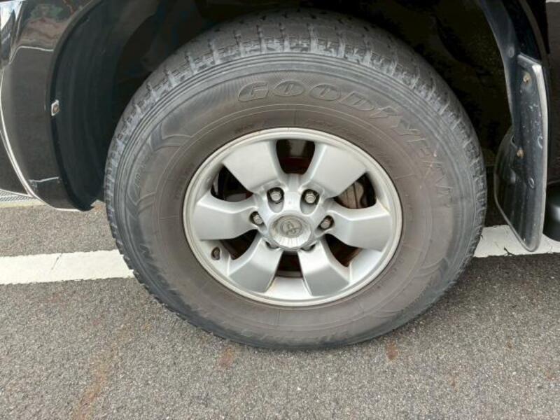HILUX SURF
