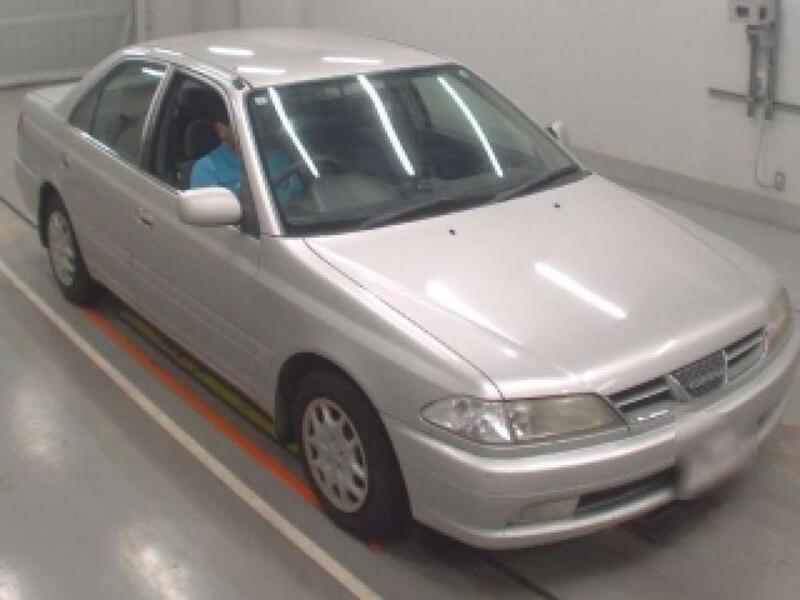 TOYOTA CARINA