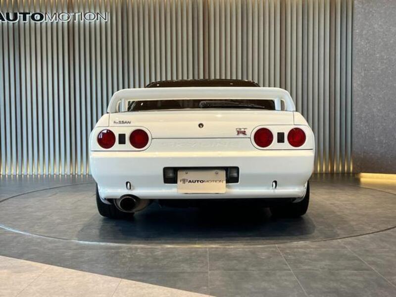 SKYLINE