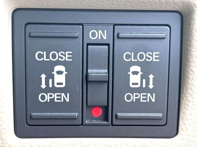 N BOX