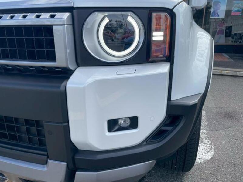 LAND CRUISER 250