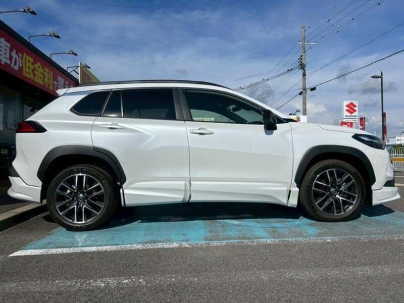 COROLLA CROSS