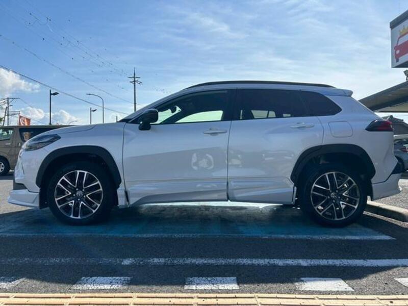 COROLLA CROSS