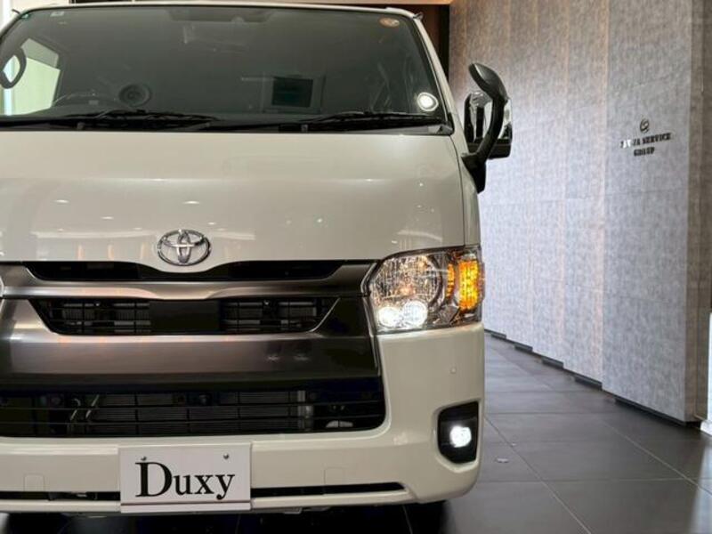 HIACE VAN