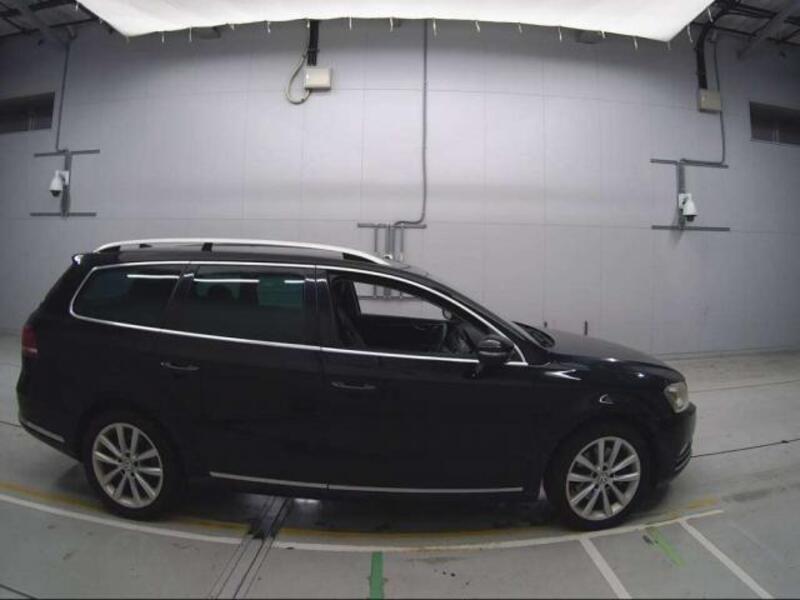 PASSAT VARIANT