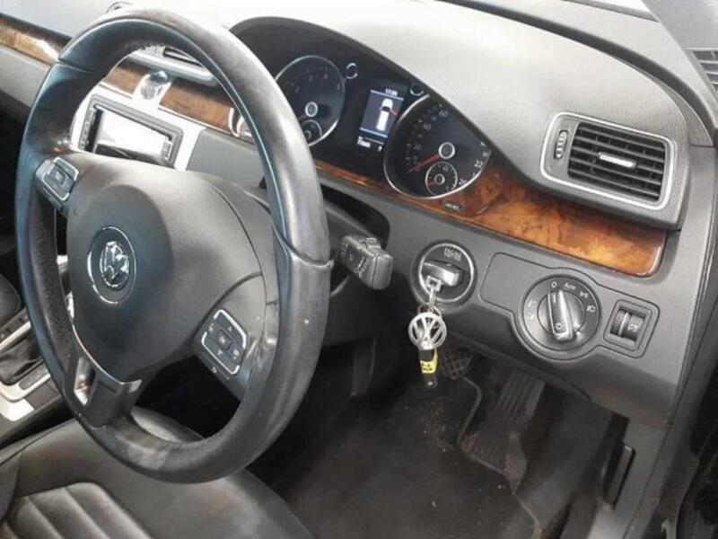 PASSAT VARIANT