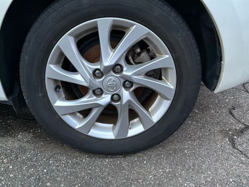 AURIS HYBRID