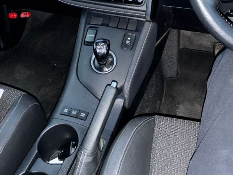 AURIS HYBRID
