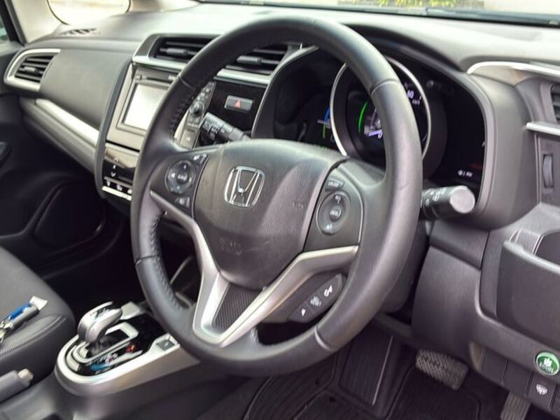 FIT HYBRID