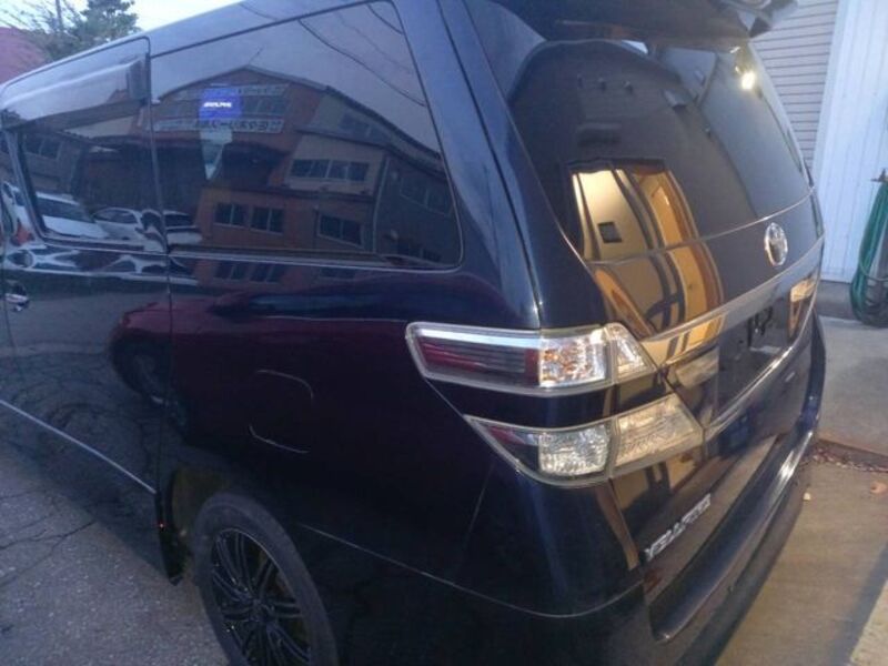VELLFIRE