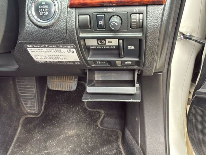 LEGACY B4