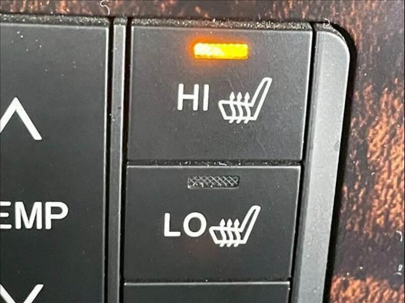 LAND CRUISER