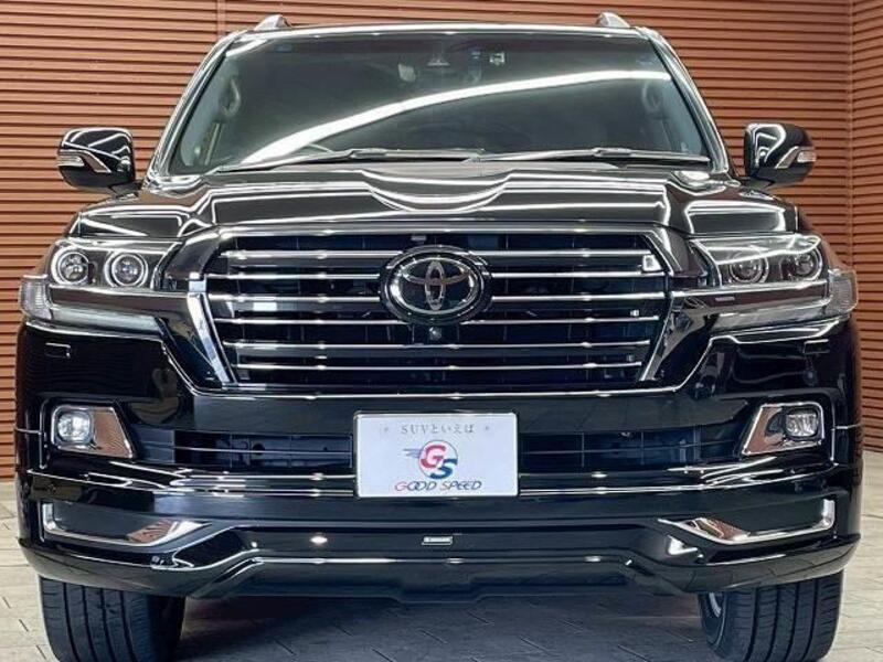 LAND CRUISER
