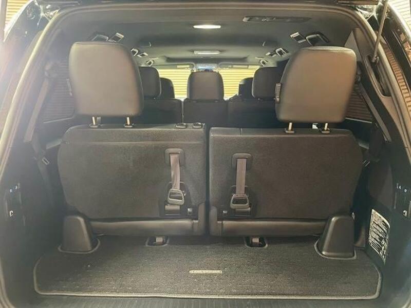 LAND CRUISER