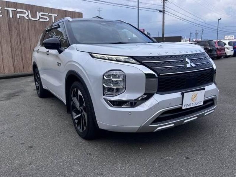 OUTLANDER PHEV