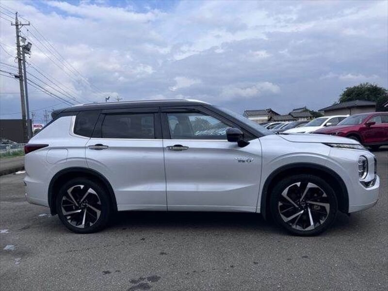 OUTLANDER PHEV