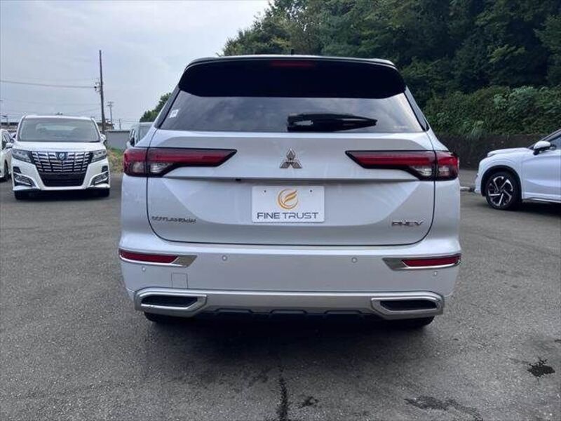 OUTLANDER PHEV