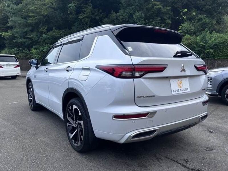 OUTLANDER PHEV