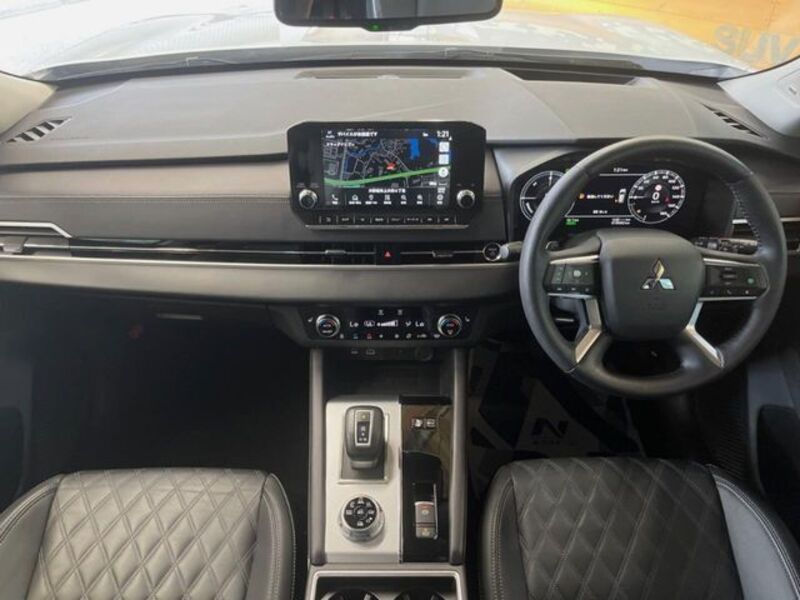 OUTLANDER PHEV
