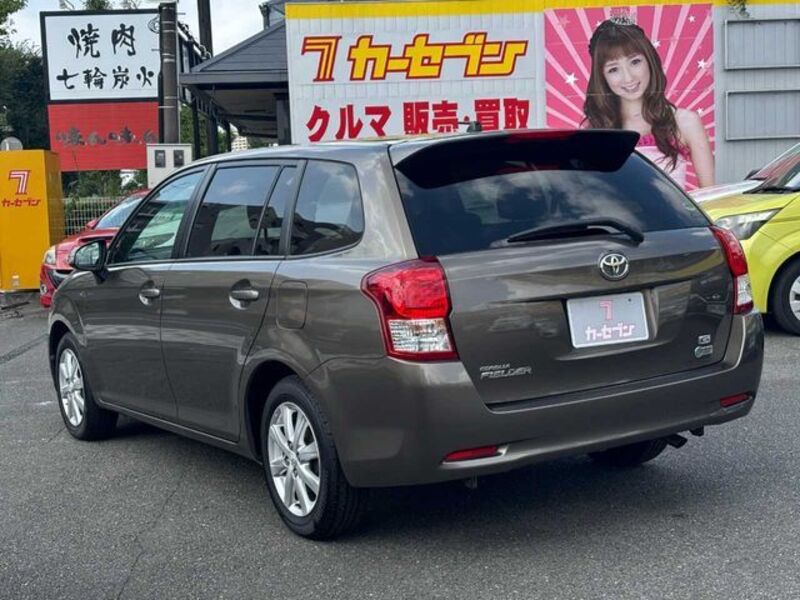 COROLLA FIELDER