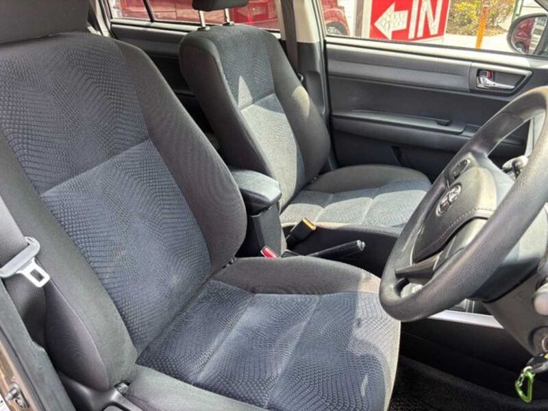 COROLLA FIELDER