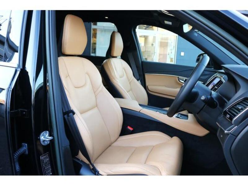 XC90
