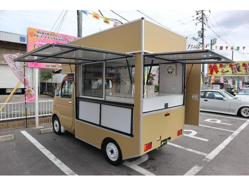CARRY TRUCK